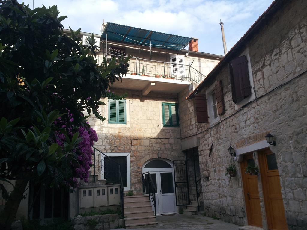 Margo Apartment Split