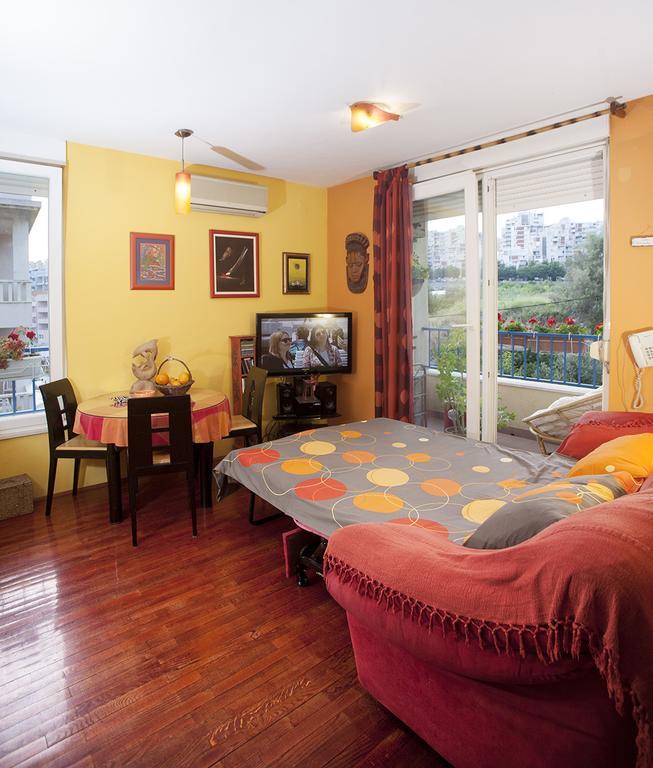 Sunny Yellow Apartamento Split