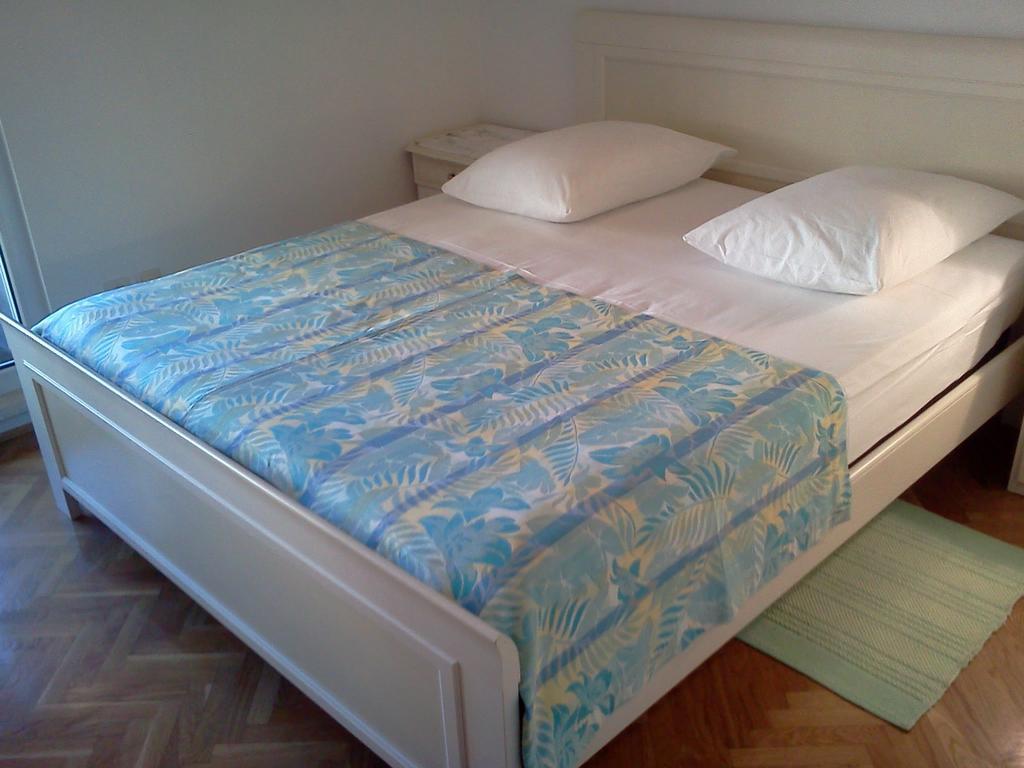 Apartment Happy Day *