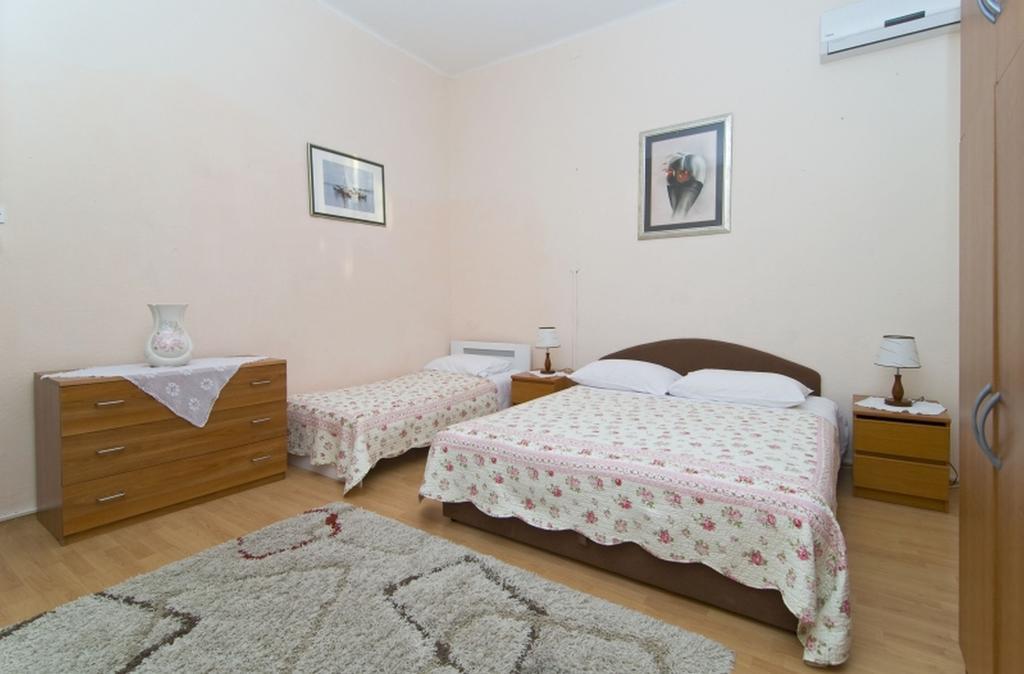 Vedrana Apartment Split