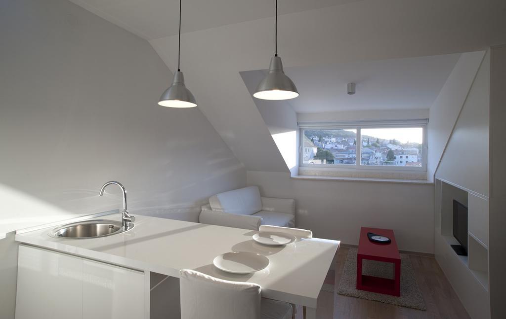 Attic Apartman *
