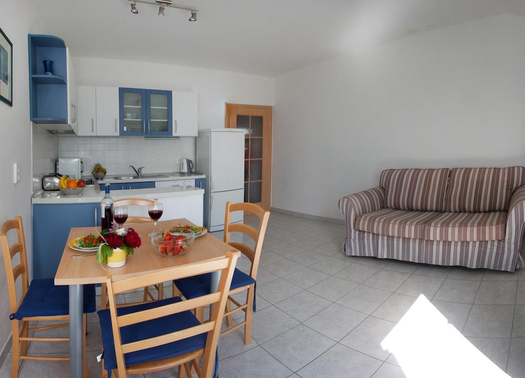 Firule Sandy Beach Apartment
