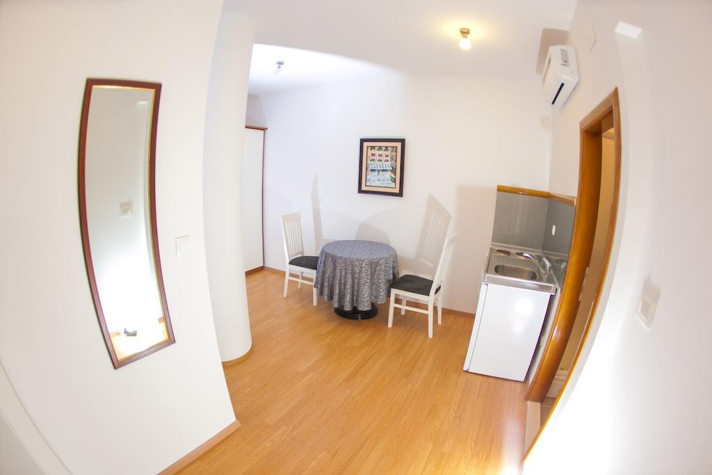 Apartment Bolero *