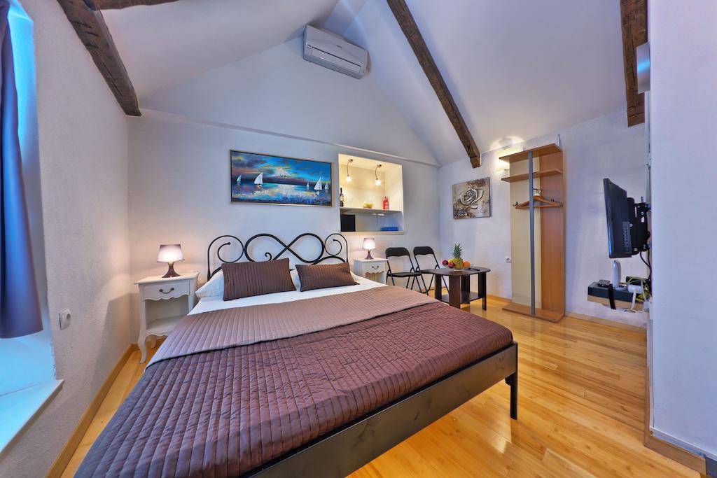 Apartment Studio Sime Split