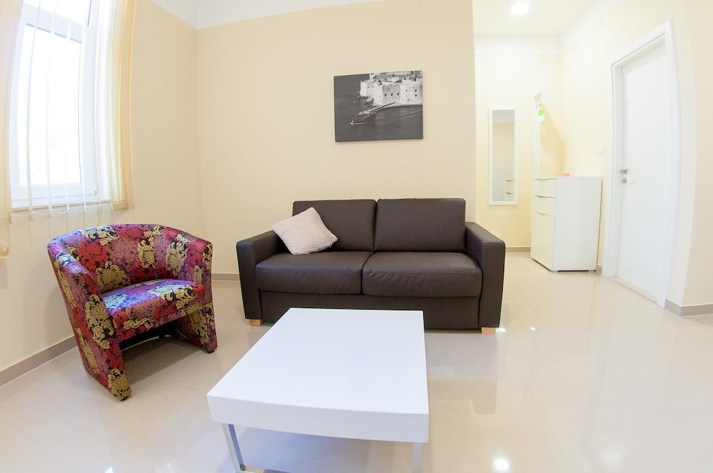 Apartments Villa Pjer