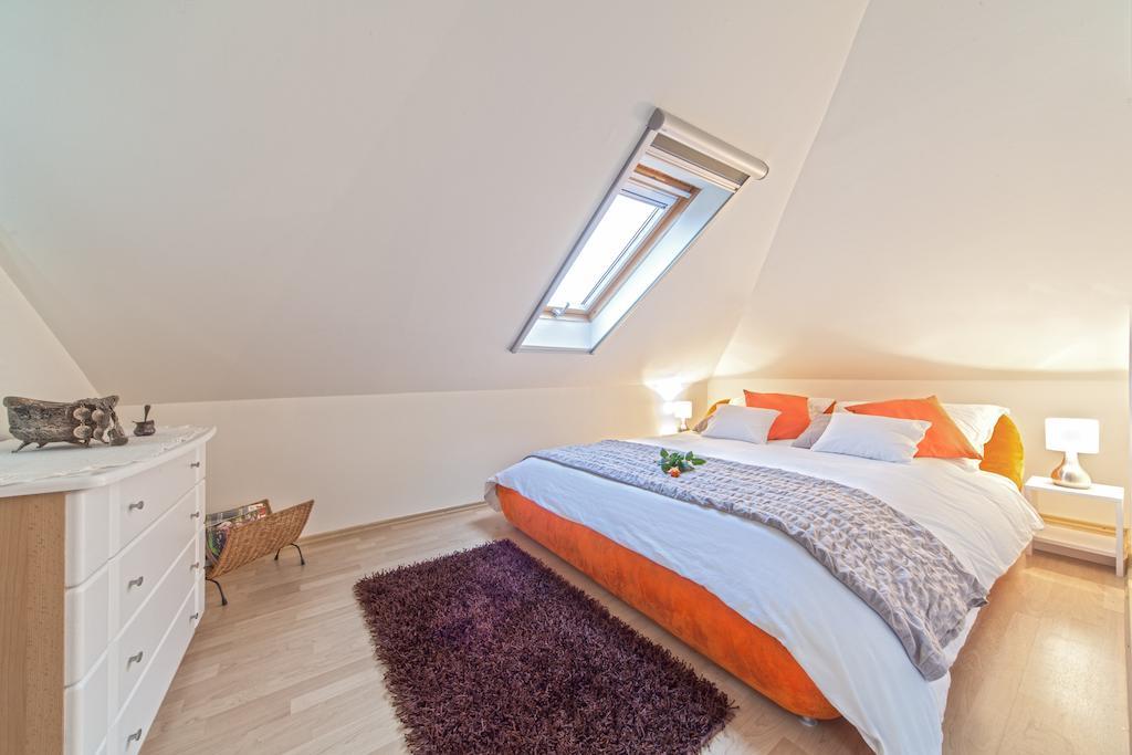Apartment Bacvice With Free Parking