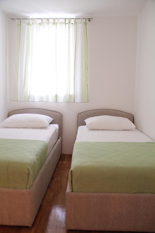 Apartment Mladena