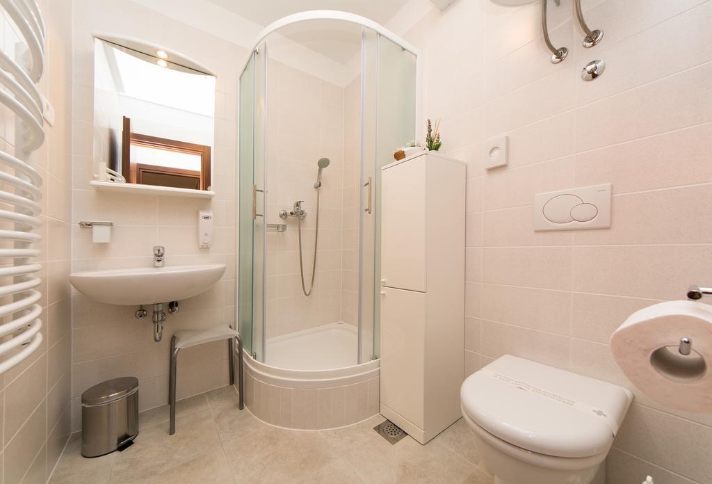 Old Town Three Bedroom Apartment Asti Mande 1