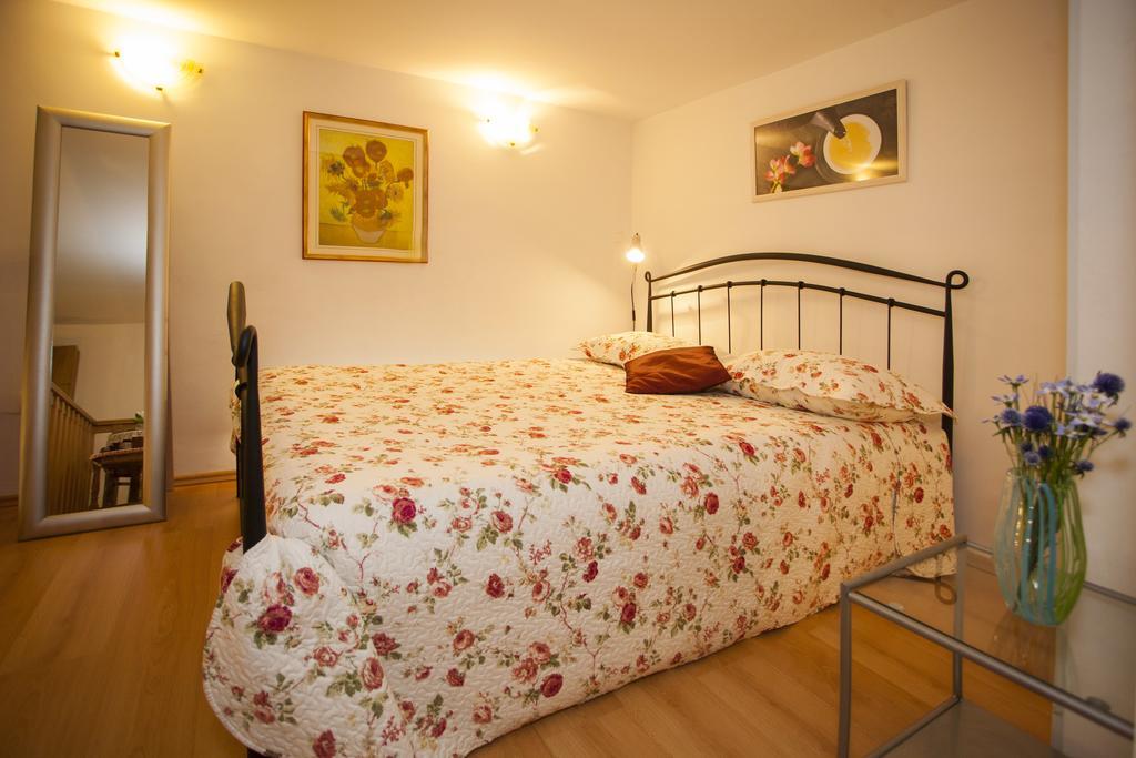 Apartment Kamenita
