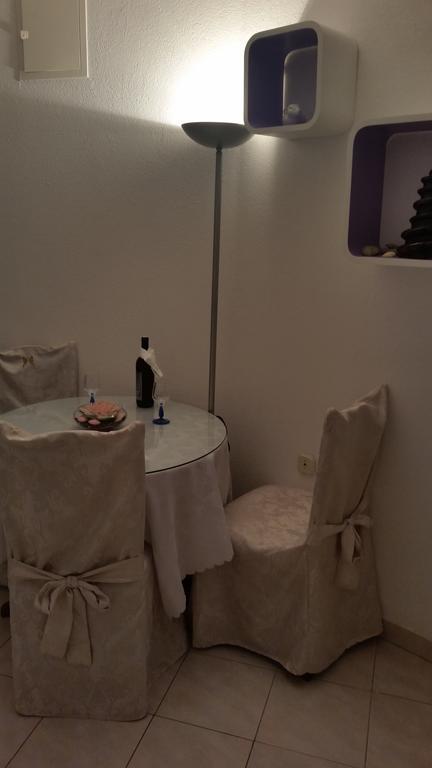Apartman Kameni Val *