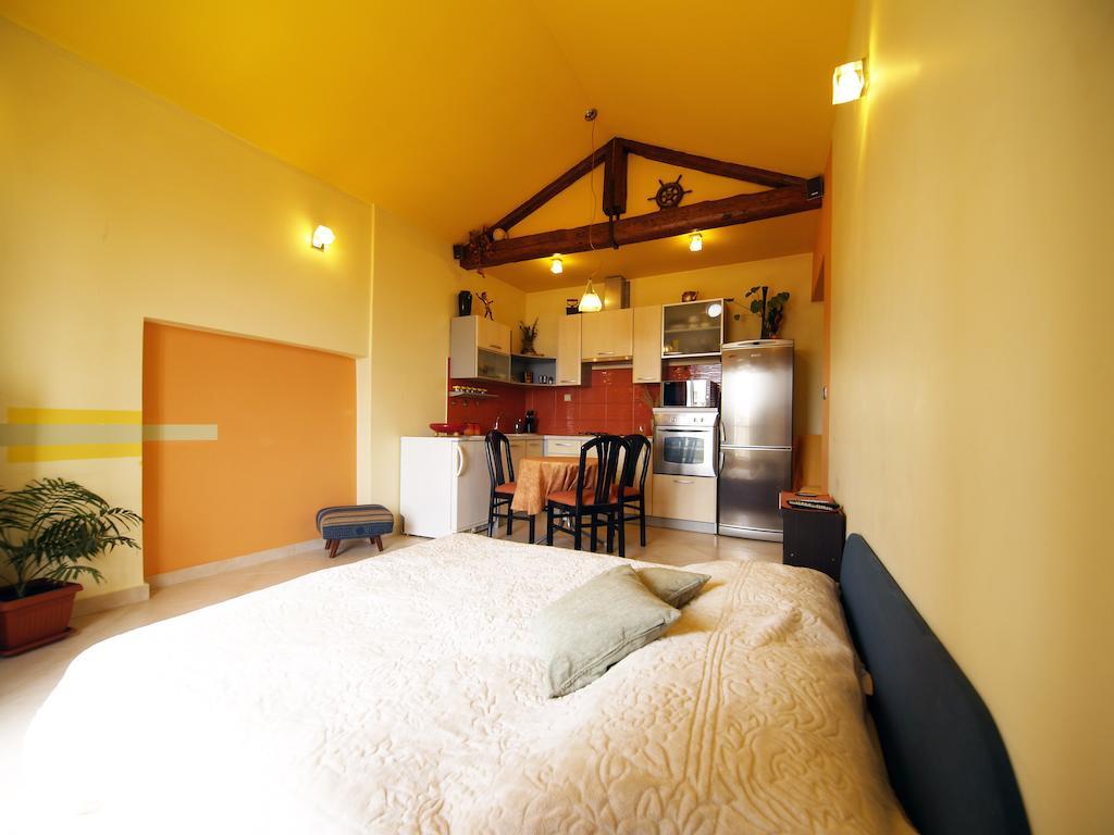 Top Of The Tops Center Apartment, Best Sea View In Town