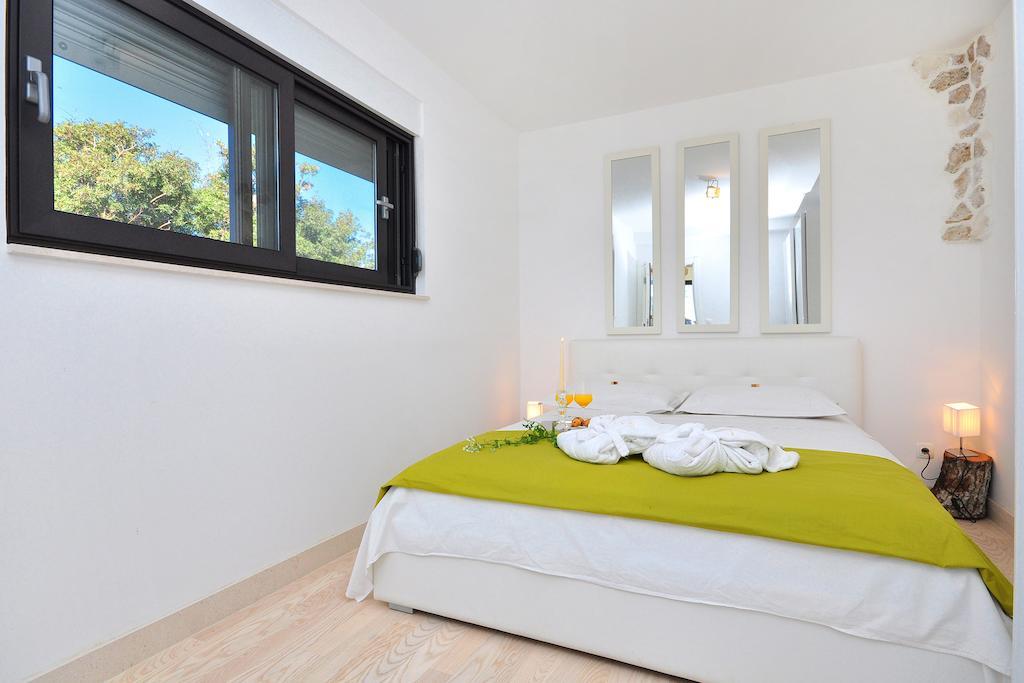 Luxury Luminosa