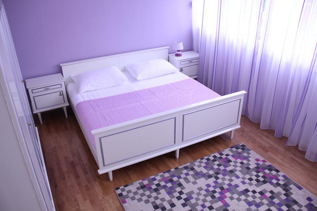 Apartment Mladena *