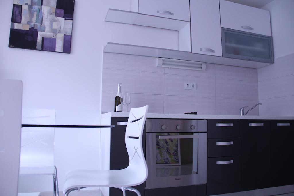 Apartment Mladena