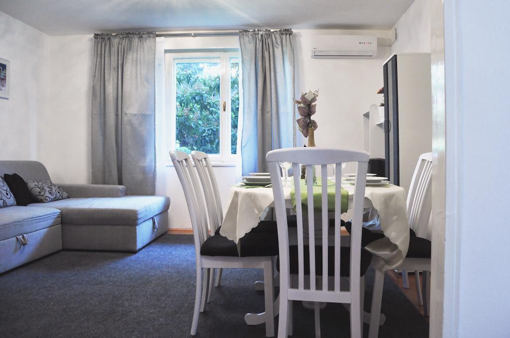 Apartment Center *