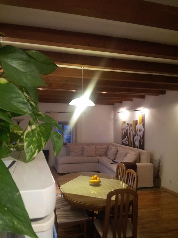 Apartment Diocletians Center