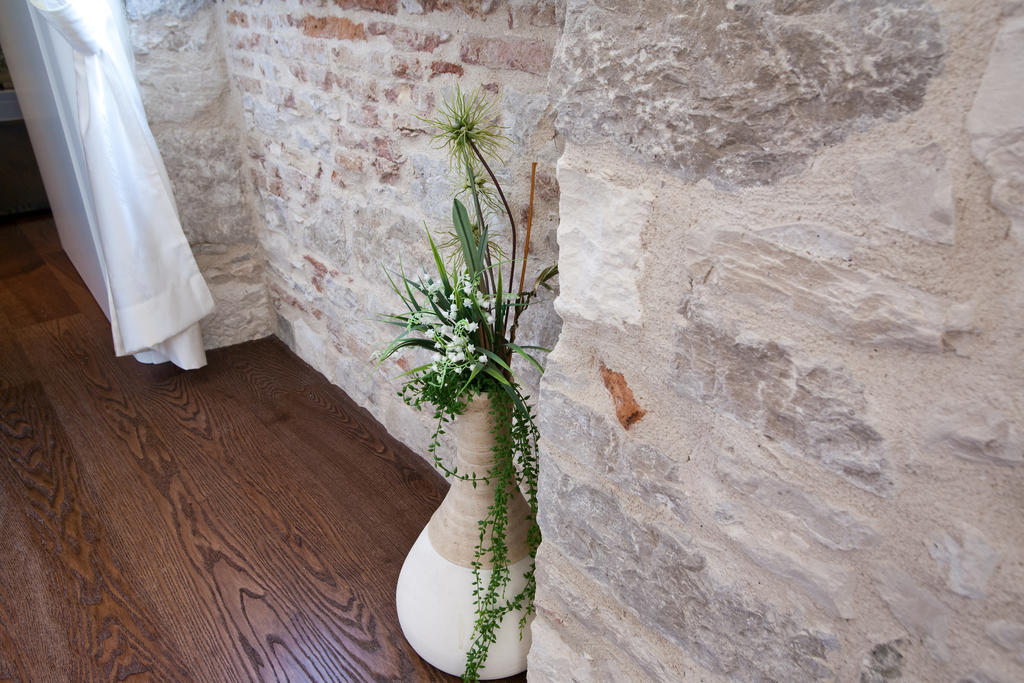 Speruna Luxury Split