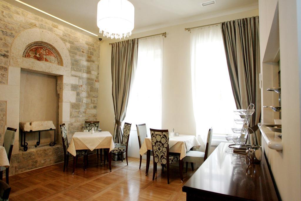 Palace Augubio Split