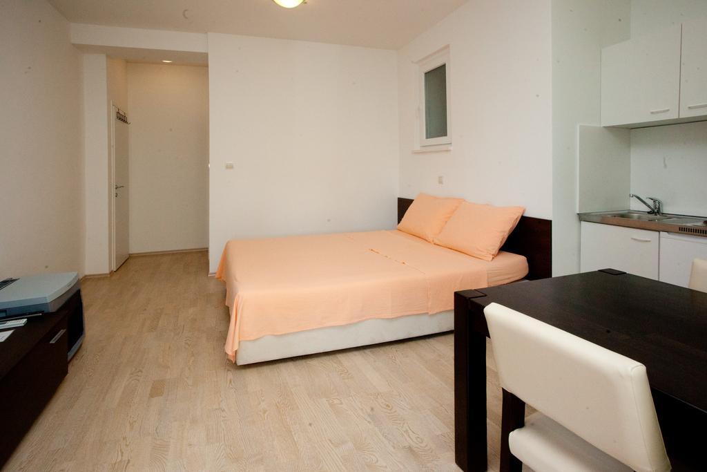 Apartman Klara *