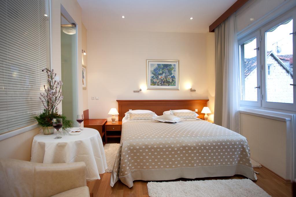 Bed & Breakfast Royal 4*