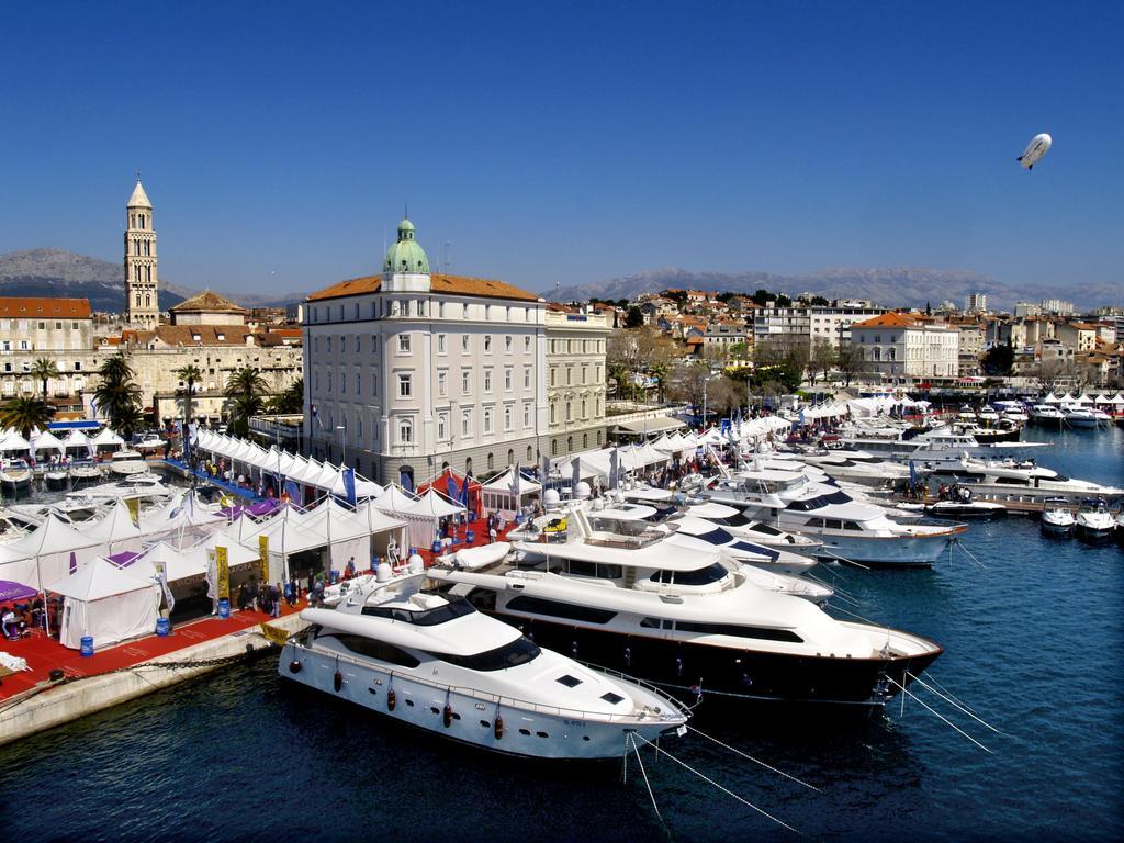 Appartement Aspalathos Centar - Center, A Few Minutes' Walking Distance To The Unesco Palace, Parking Lot In Front Of The