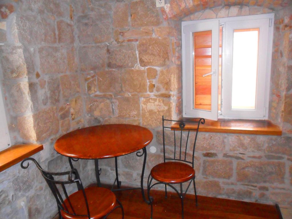 Hotel Stonehouse