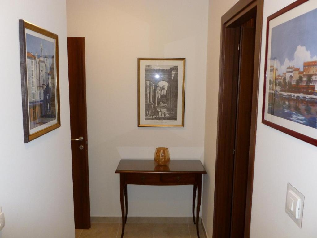 Old Town Three Bedroom Apartment Asti Mande 1 Apartment *