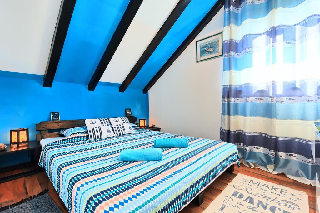Apartment Sunny Stone Split