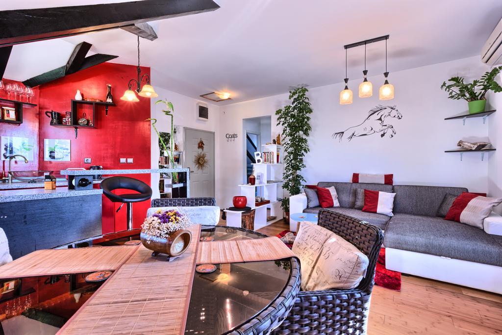 Apartment Sunny Stone