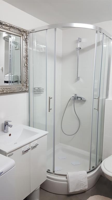 Appartement F&f