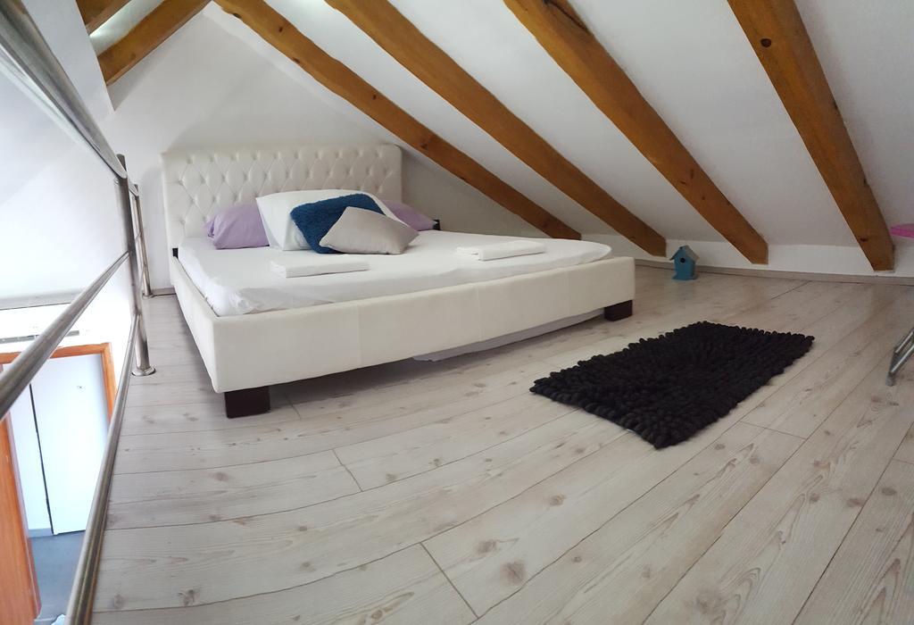 Appartement F&f *