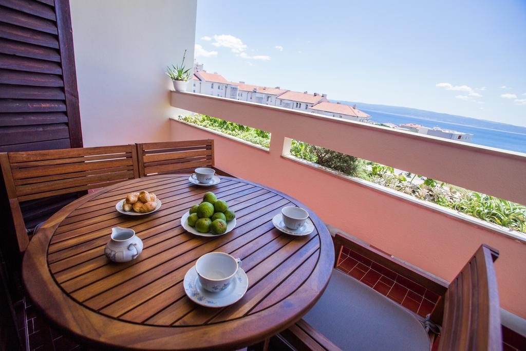 Grand View Split