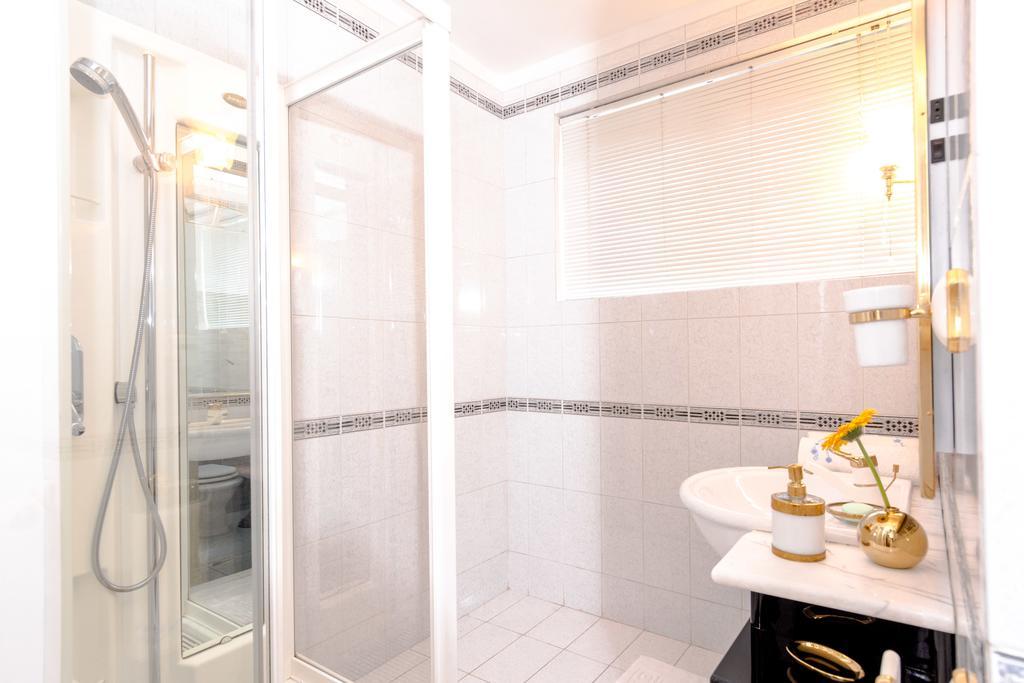 Apartment Mandalina Split