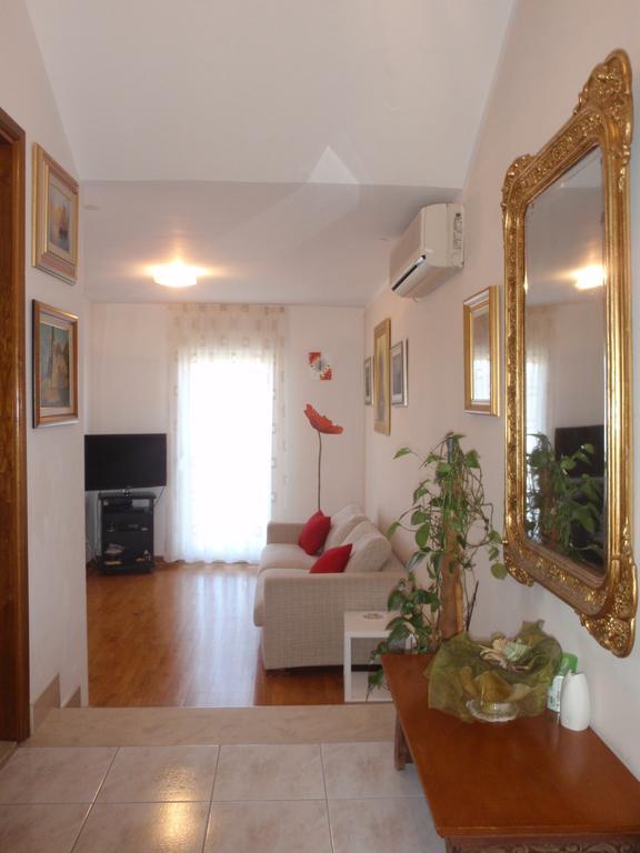 Apartment Mara *