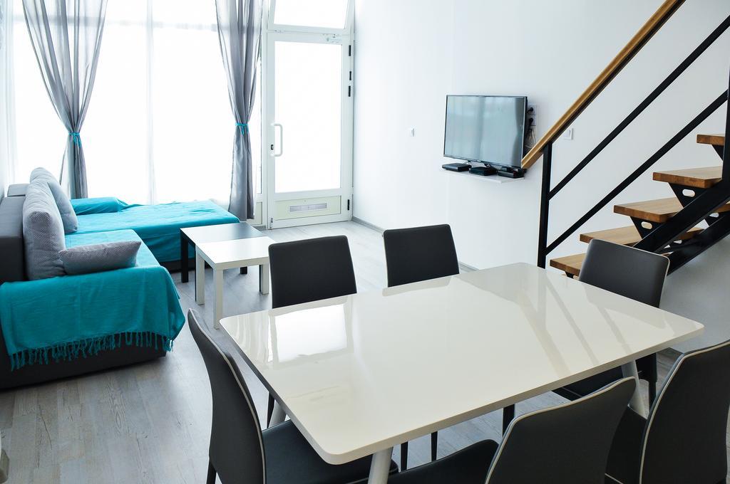 Apartment Venus Split
