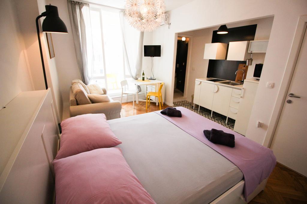 Apartman Luxury Living *