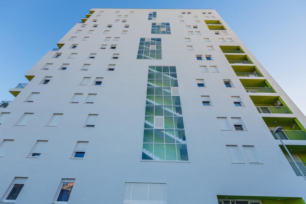 Apartment Sky