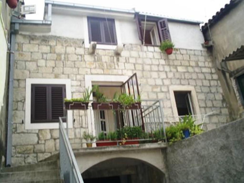 Apartment Center Neno *