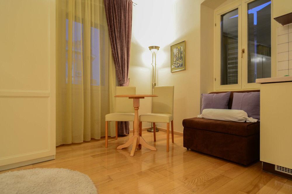 Guest house Tri Lava Luxury Living Split