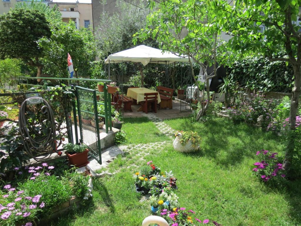 Guest house Vrlic