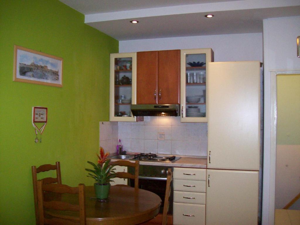 Apartment Carla Meje *