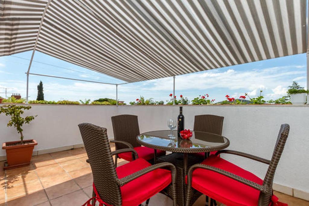 Palm Penthouse Terrace