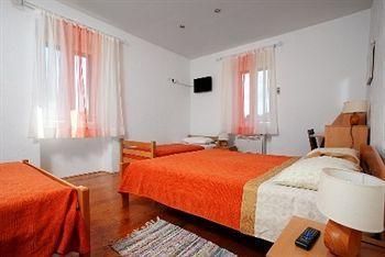 Guest house Dalmatian 3*