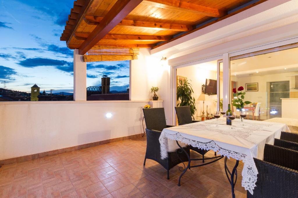 Apartamento Penthouse Matkovic