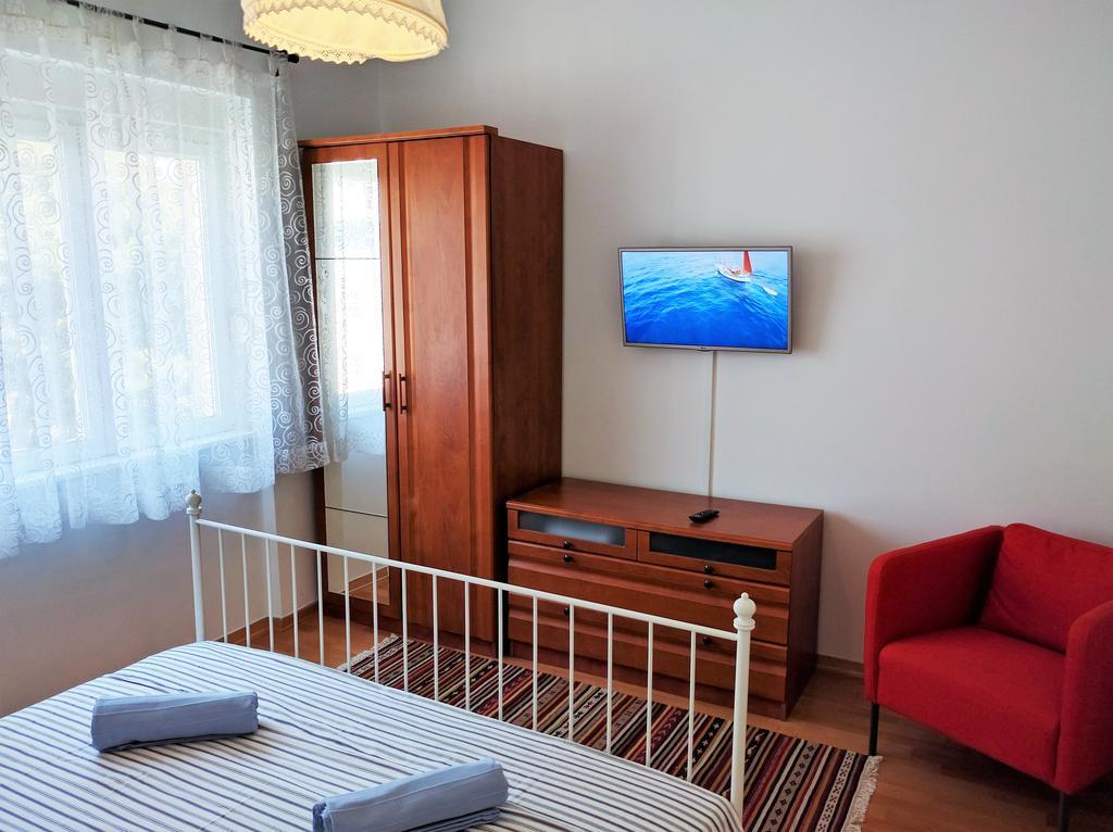 Apartment Luxury Delisan *