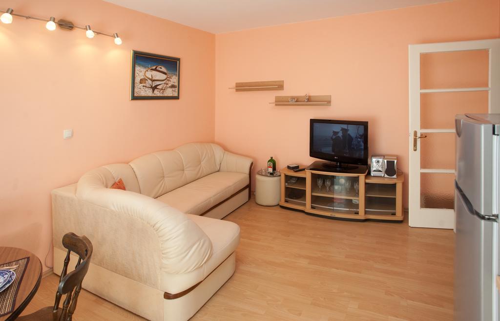 Bacvice Beach Apartment Split
