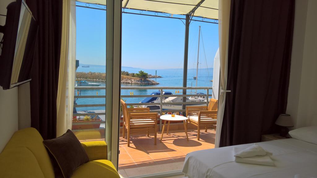 Guest house Marina Bay Zenta Luxury 4* 4*