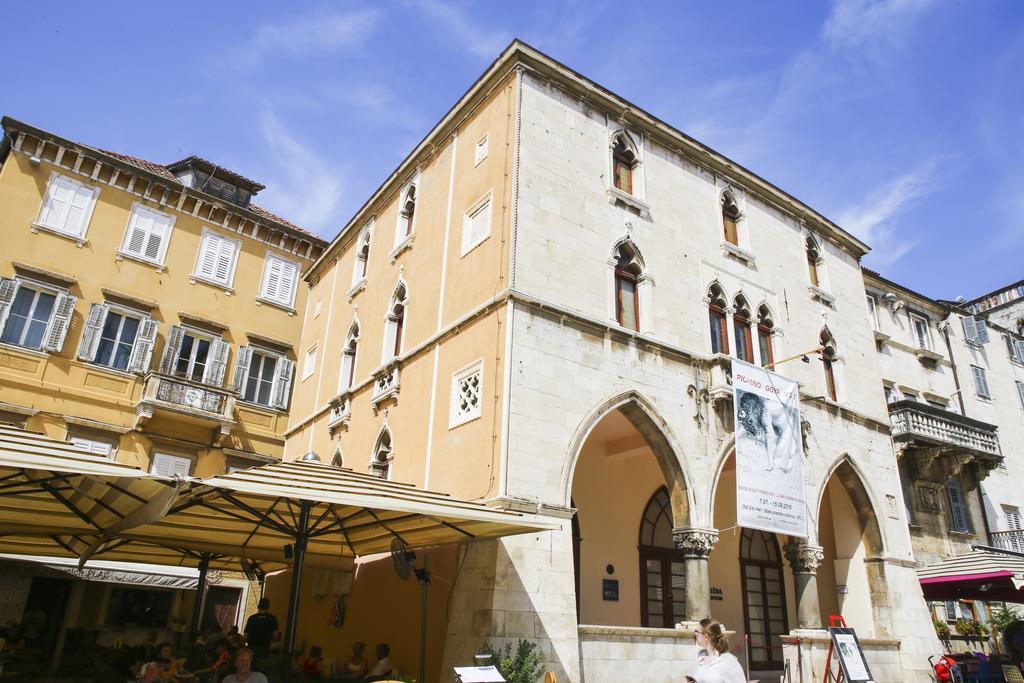 Lucena Apartman *
