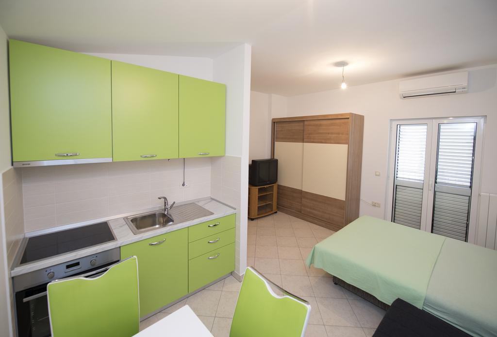 Studio Tesija Apartman *
