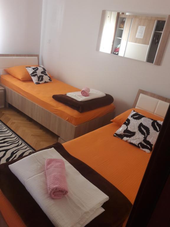 Cleopatra Hostel Split